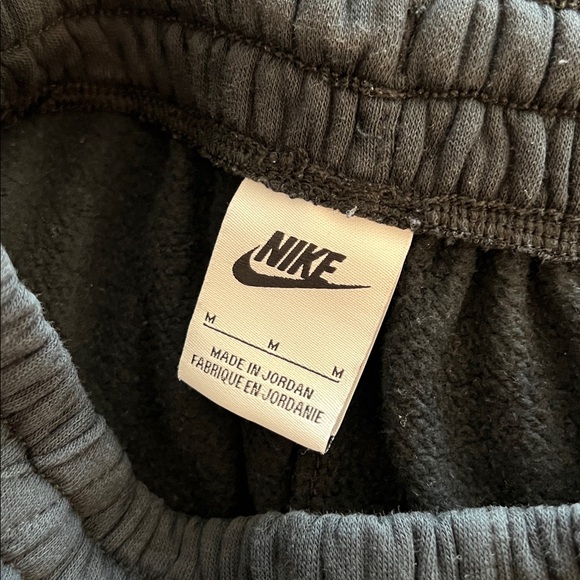 Nike Black Sweatpants - Kids M - Picture 6 of 8